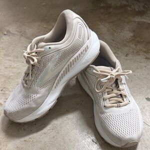 Brooks Women's Running Sneakers in Light Beige